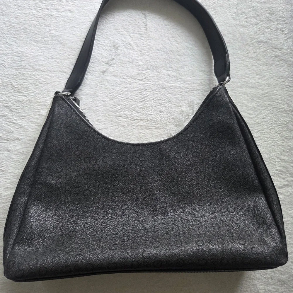 Guess Carris Hobo Shoulder Bag Purse NWOT